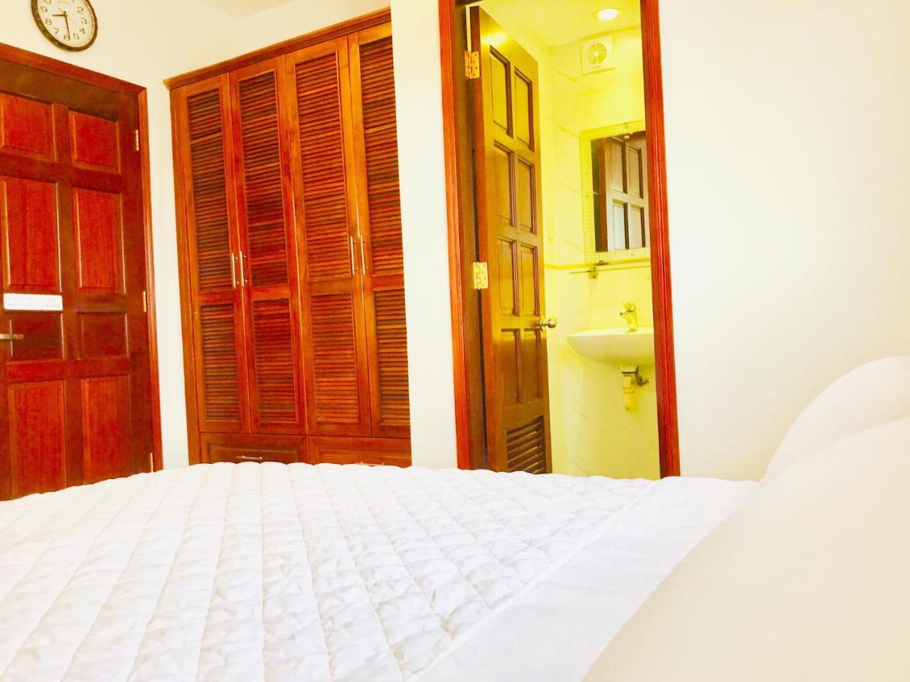 Quynh Anh Hotel Hô Chi Minh-Ville Extérieur photo